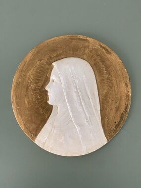 Vintage-Style White and Gold Religious Wall Plaque - Unbranded